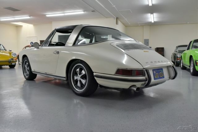 1968 Porsche 911 911L TARGA - photo 3
