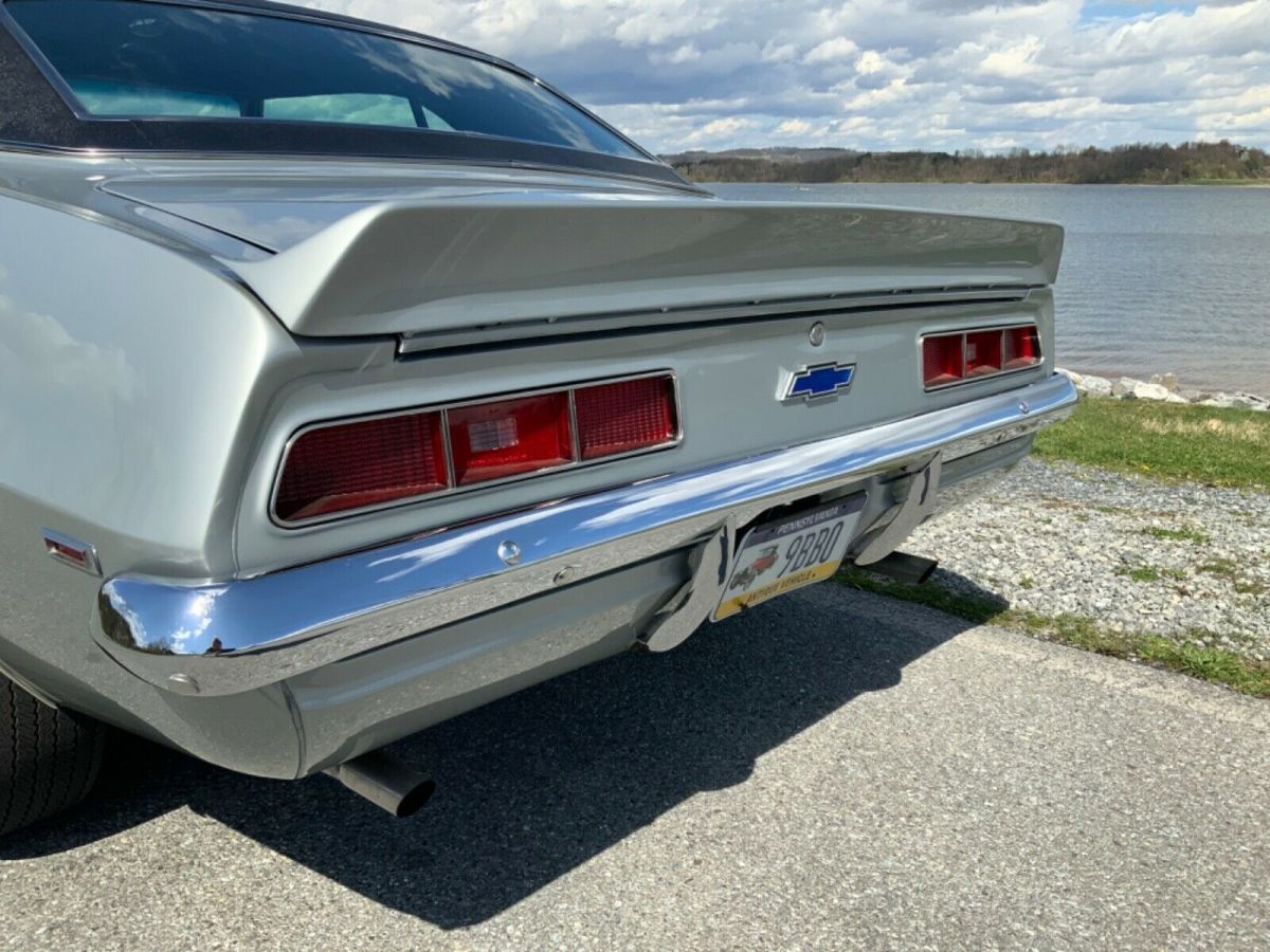 1969 Chevrolet Camaro Z28 - photo 12