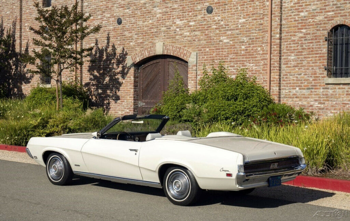 1969 Mercury Cougar XR7 Convertible - photo 3