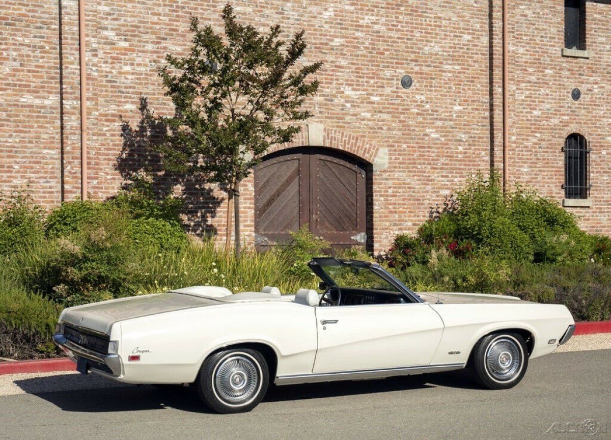 1969 Mercury Cougar XR7 Convertible - photo 5