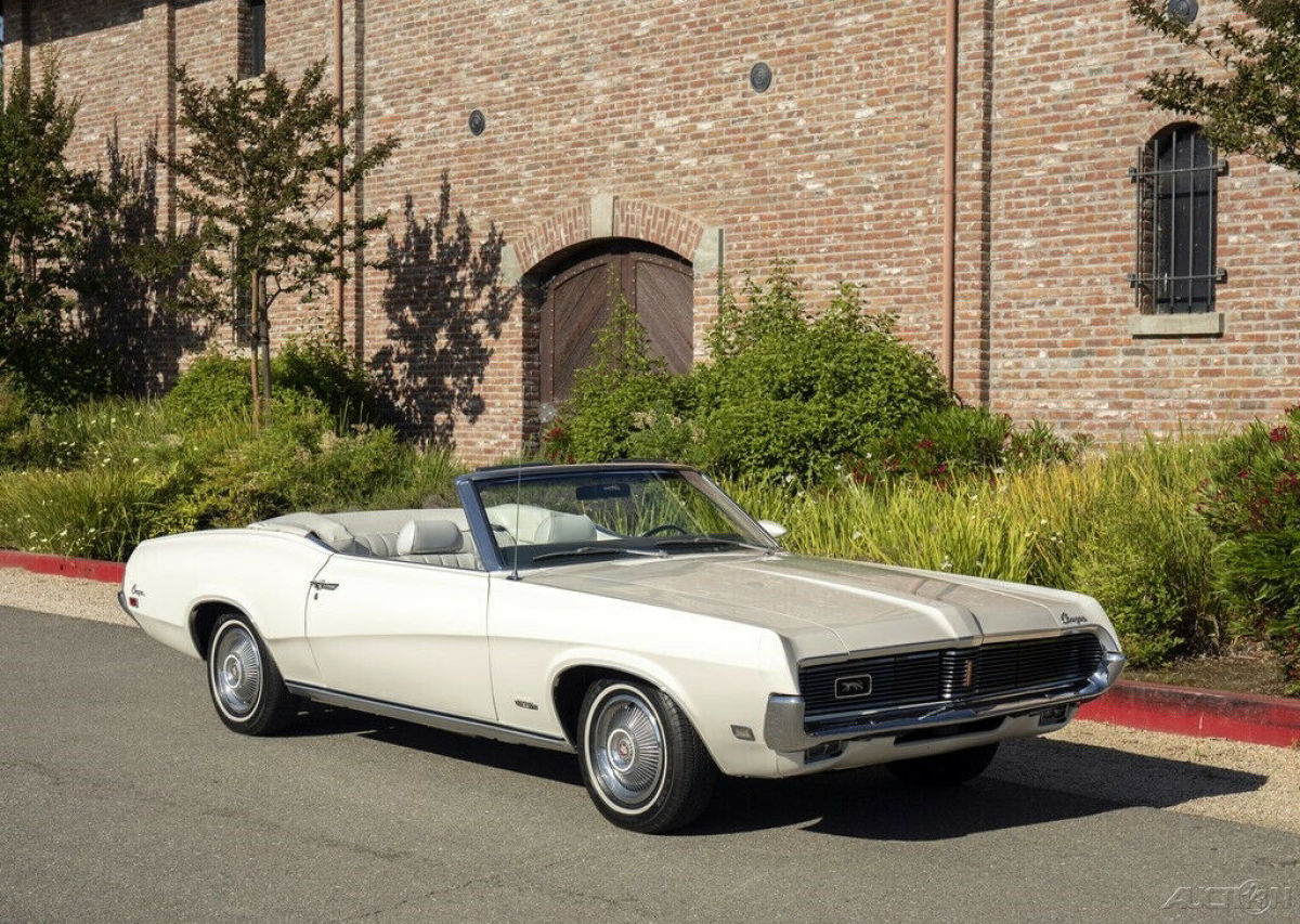 1969 Mercury Cougar XR7 Convertible - photo 7