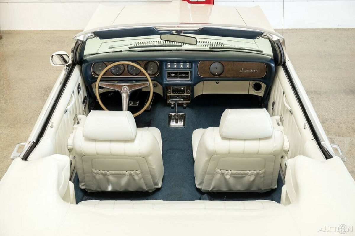 1969 Mercury Cougar XR7 Convertible - photo 9