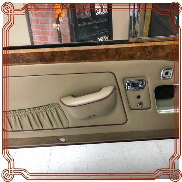 1969 Rolls-Royce Corniche Mulliner Park Ward - photo 12