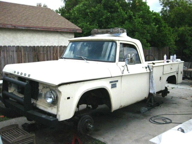 Rare 1971 DODGE POWER WAGON 4x4 W200 Utility Back 318-V8 *SUPER RARE* 1971 Dodge Power Wagon
