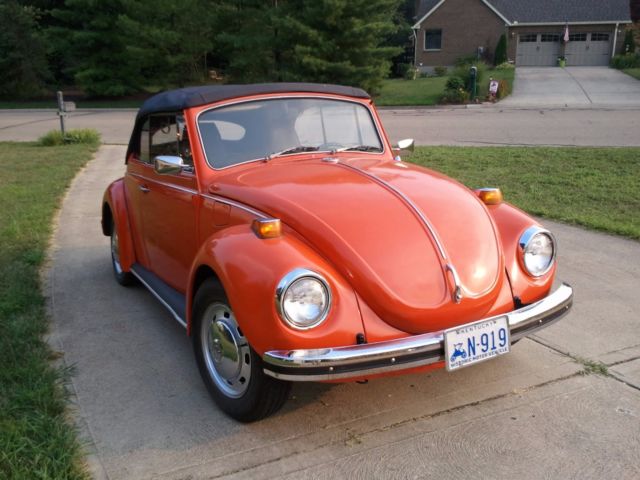 RARE 1971 orange Volkswagen Super Beetle Convertible 1971 Volkswagen Beetle - Classic Super Beetle