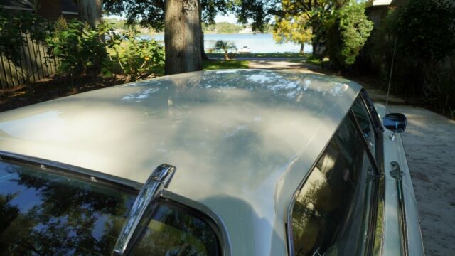 1972 Volvo 1800 ES - photo 12