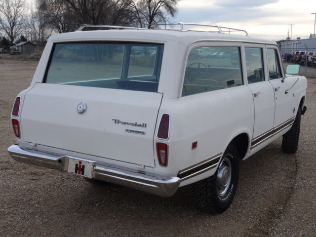 1972 International Harvester Travelall TravelAll 1110 - photo 7
