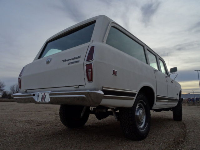 1972 International Harvester Travelall TravelAll 1110 - photo 8