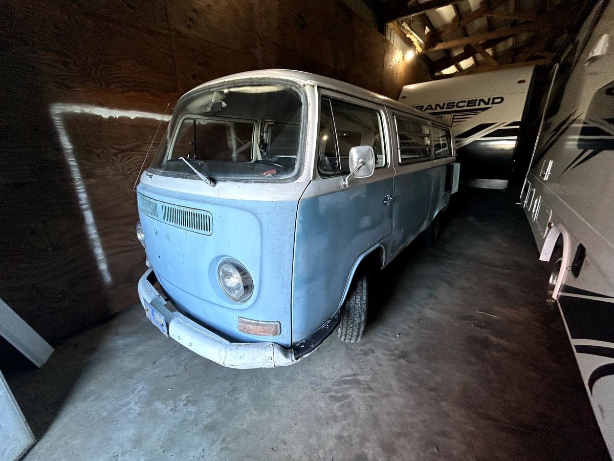 1972 Volkswagen Bus/Vanagon - photo 2