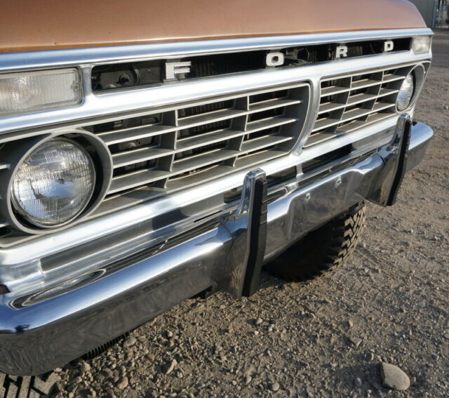 1974 Ford F-250 F250 Crew Cab - photo 9