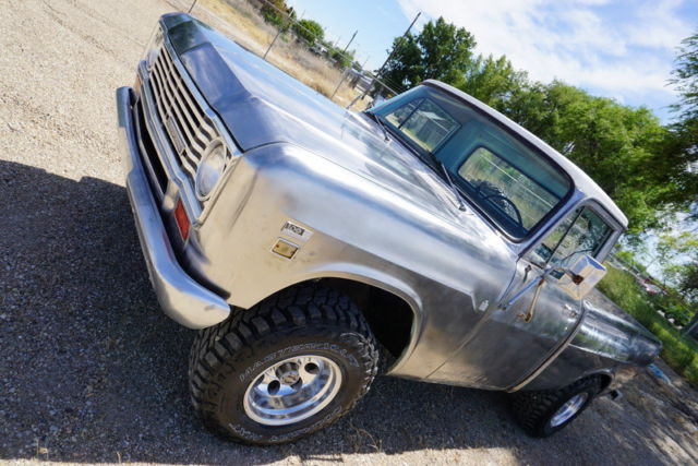 1974 International Harvester 100 100 1/2 Ton - photo 5