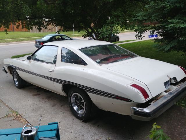 1974 Pontiac Le Mans Sports Coupe - photo 4