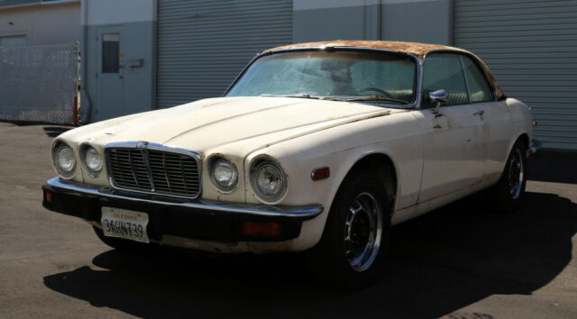 1975 Jaguar XJ6 COUPE - photo 10