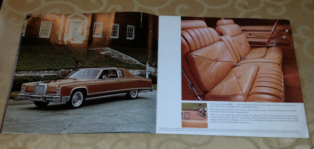 1977 Lincoln Continental - photo 12