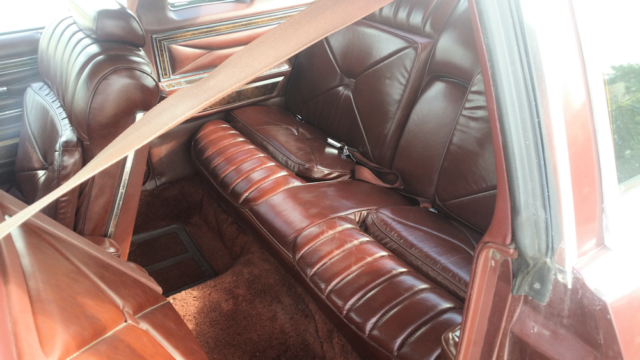 1977 Lincoln Continental - photo 9