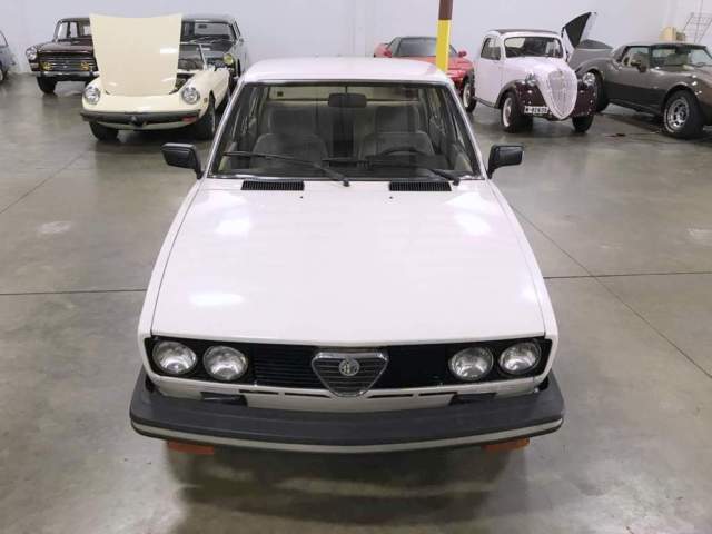 1978 Alfa Romeo 2000 Sport Sedan - photo 13