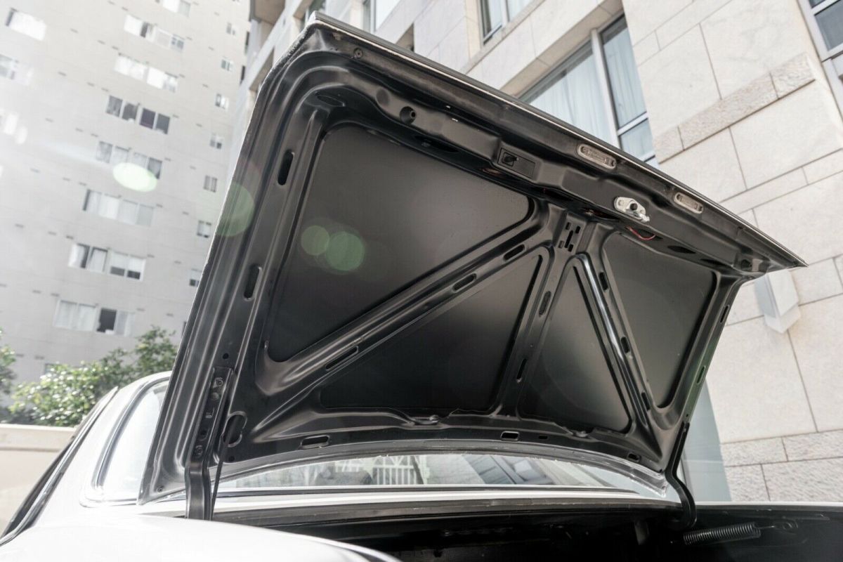 1978 Mercedes-Benz 200-Series CE - photo 9