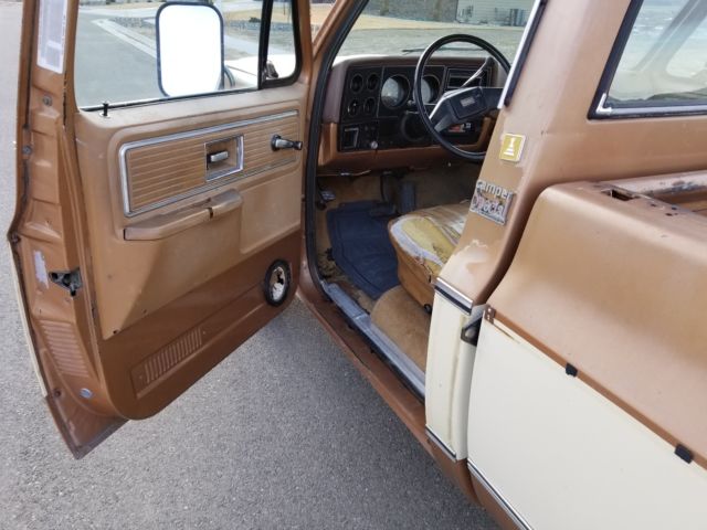 1979 GMC Sierra 2500 ROYAL Sierra, 1 of 500 built! - photo 11