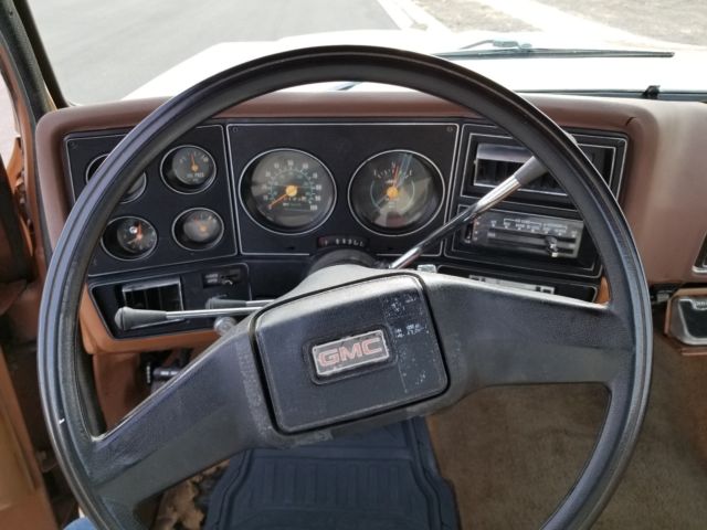 1979 GMC Sierra 2500 ROYAL Sierra, 1 of 500 built! - photo 9