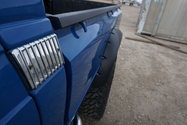 1979 Toyota Hilux Factory 4 wheel drive - photo 10