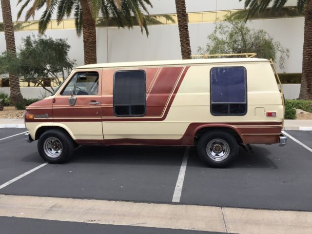 1981 Chevrolet G20 Van G20 conversion - photo 6