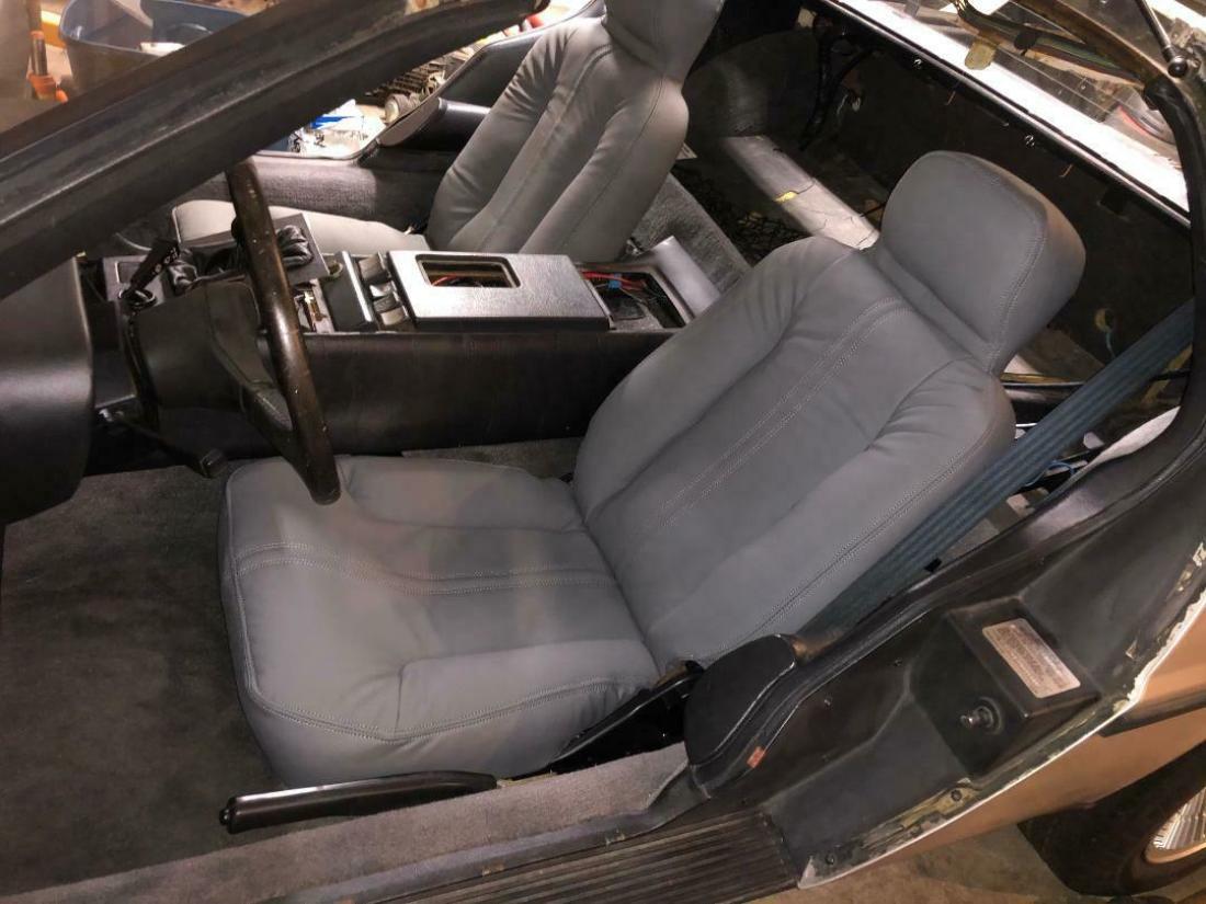 1981 DeLorean dmc12 - photo 13