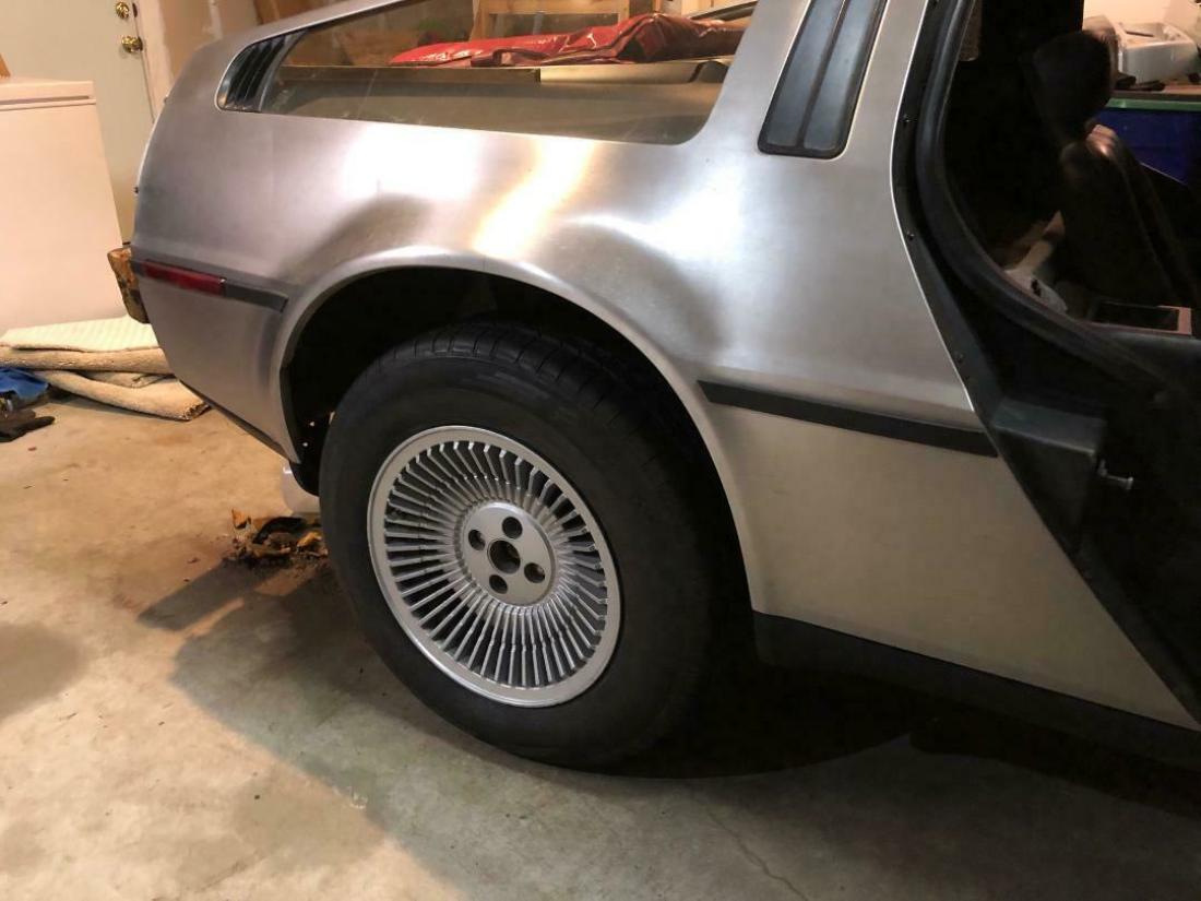 1981 DeLorean dmc12 - photo 6