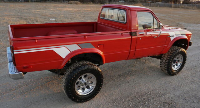 1981 Toyota Hilux Pickup SR5 - photo 11