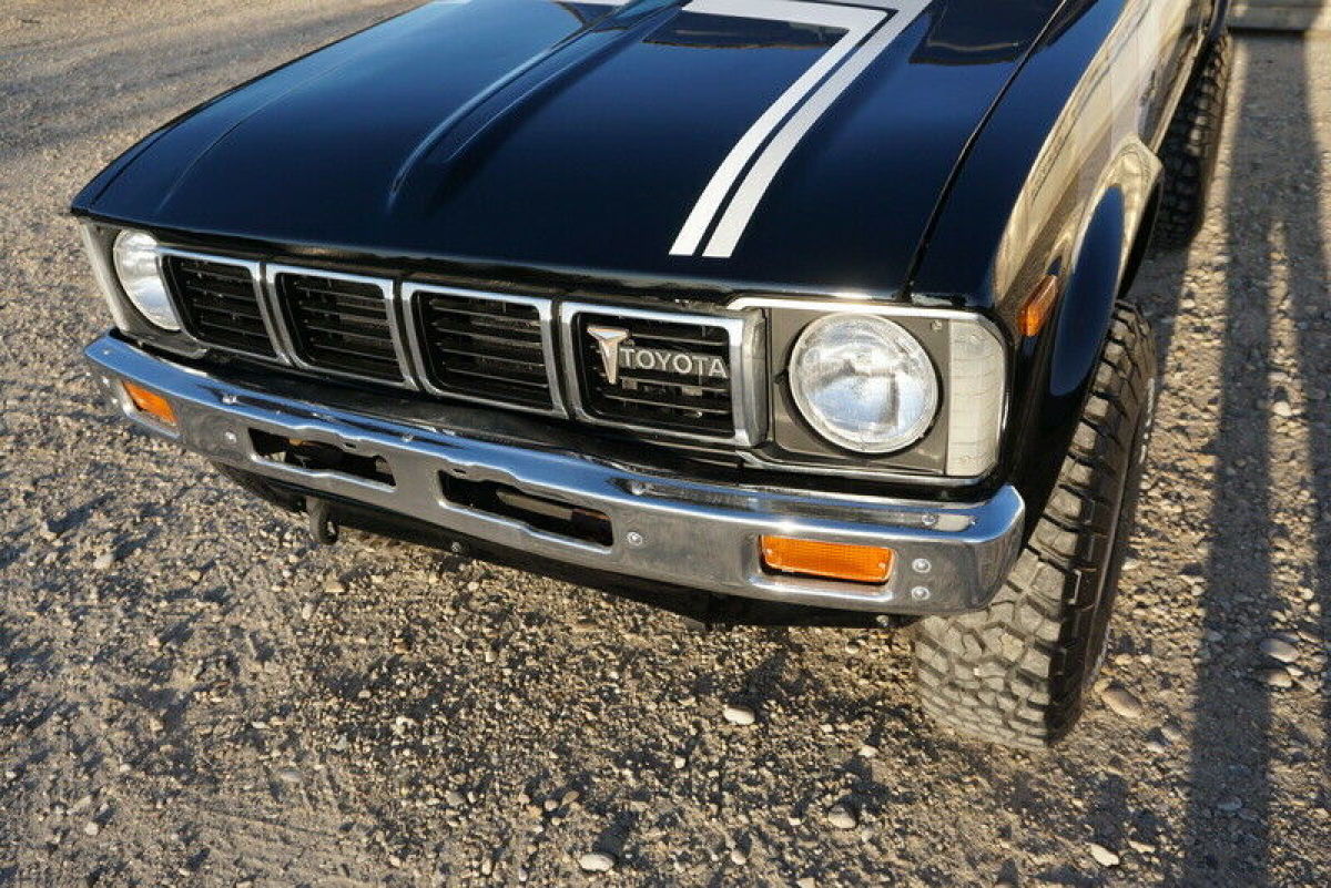 1981 Toyota Hilux Pickup - photo 10