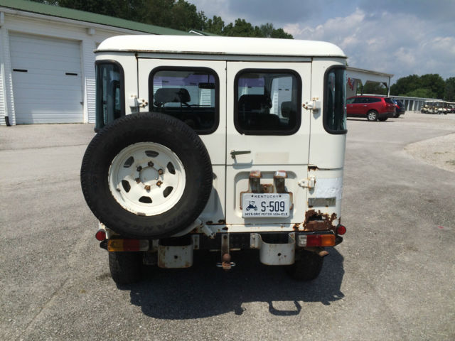 1982 Toyota Land Cruiser FJ40 - photo 3