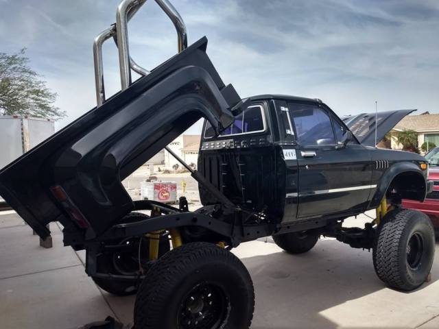 1982 Toyota Hilux 4x4 - photo 2