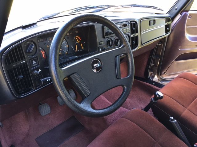 1983 Saab 900 Turbo Hatchback 2-Door - photo 11