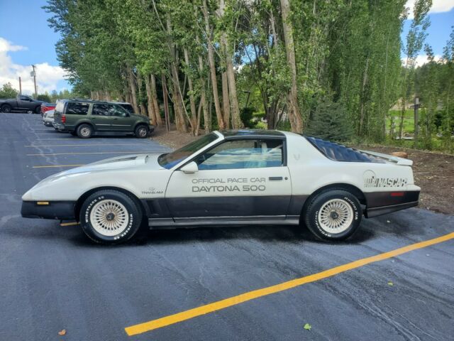1983 Pontiac Firebird Trans am - photo 5