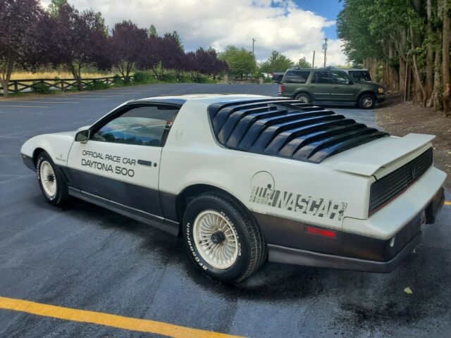 1983 Pontiac Firebird Trans am - photo 6