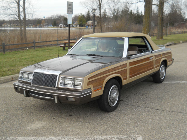 1984 Chrysler LeBaron Town & Country Mark Cross Edition - photo 7