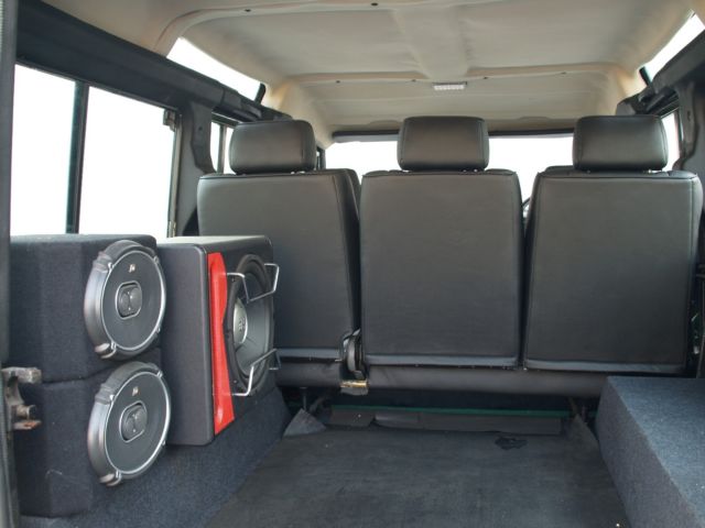 1984 Land Rover Defender 109 Series III RARE - photo 8