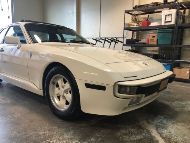 1985 Porsche 944 - photo 4