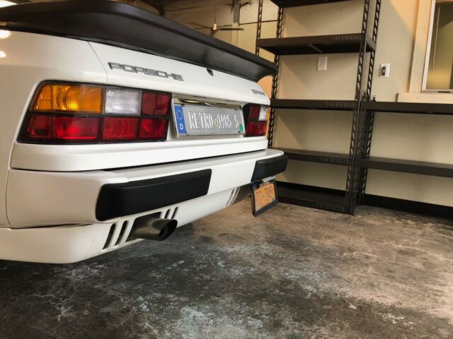 1985 Porsche 944 - photo 6