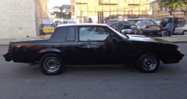 1985 Buick Grand National - photo 2