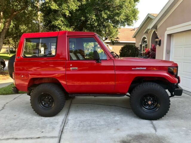 1985 Toyota Land Cruiser fj70MR - photo 4