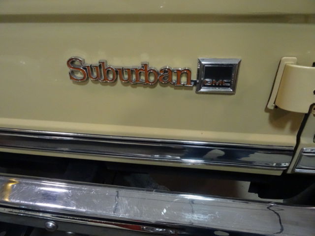 1985 Chevrolet Suburban - photo 8