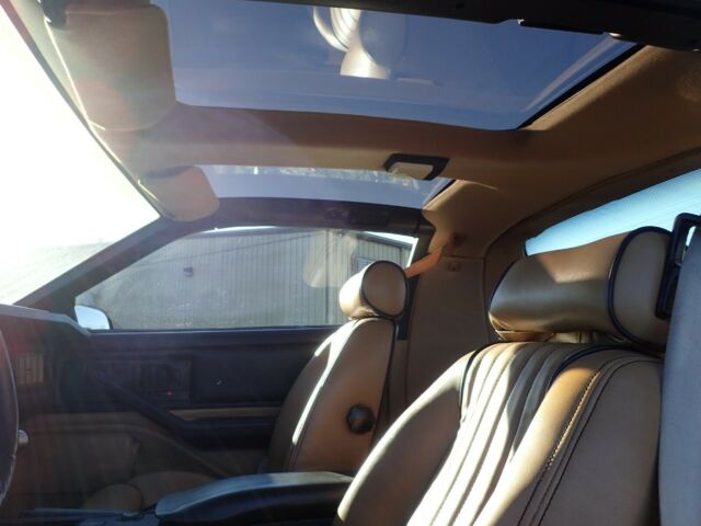1985 Pontiac Trans Am - photo 12