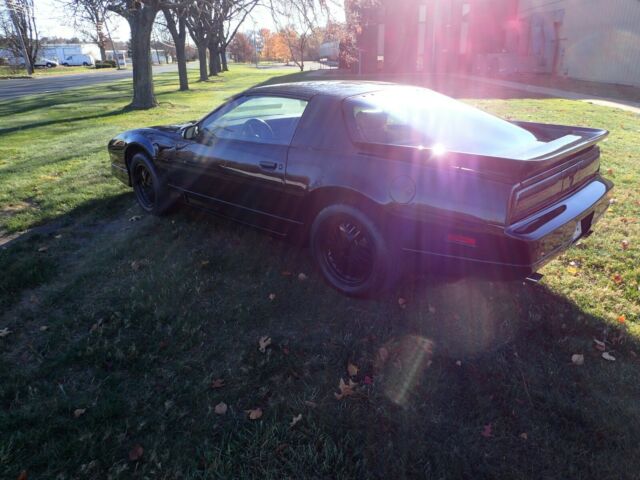 1985 Pontiac Trans Am - photo 7