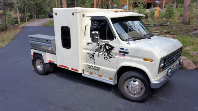 RARE! 1986 FORD E-350 DUALLY TOTER 5TH WHEEL 60K MILES NO RESERVE! SLEEPER! NR 1986 Ford E-Series Van 2 DOOR CUTAWAY SLEEPER TOTER