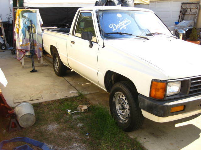 1986 Toyota Pickup - photo 3