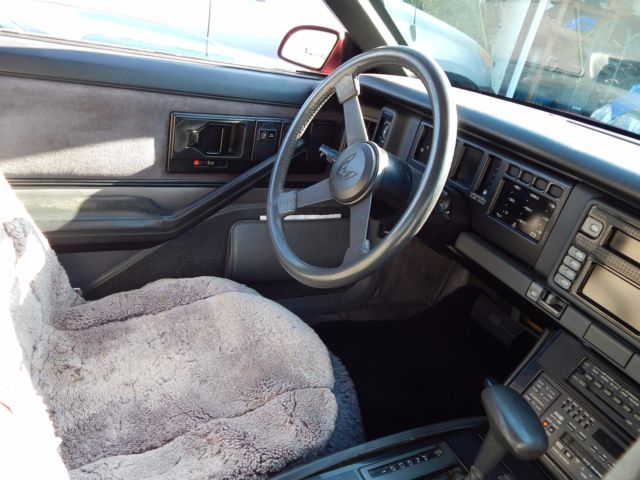 1986 Pontiac Firebird Trans Am Coupe 2-Door - photo 10
