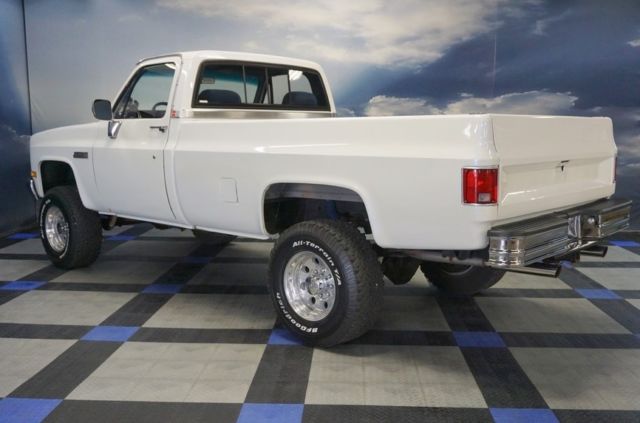 1987 GMC Sierra 2500 Classic K2500 4x4 - photo 2
