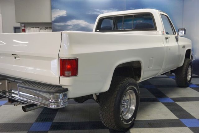1987 GMC Sierra 2500 Classic K2500 4x4 - photo 4