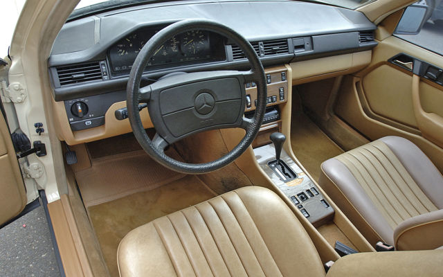 1987 Mercedes-Benz 300-Series 300TD 300 TD - photo 11