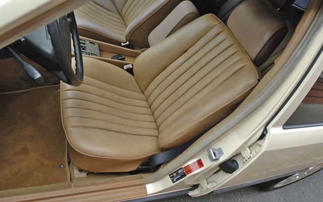 1987 Mercedes-Benz 300-Series 300TD 300 TD - photo 11